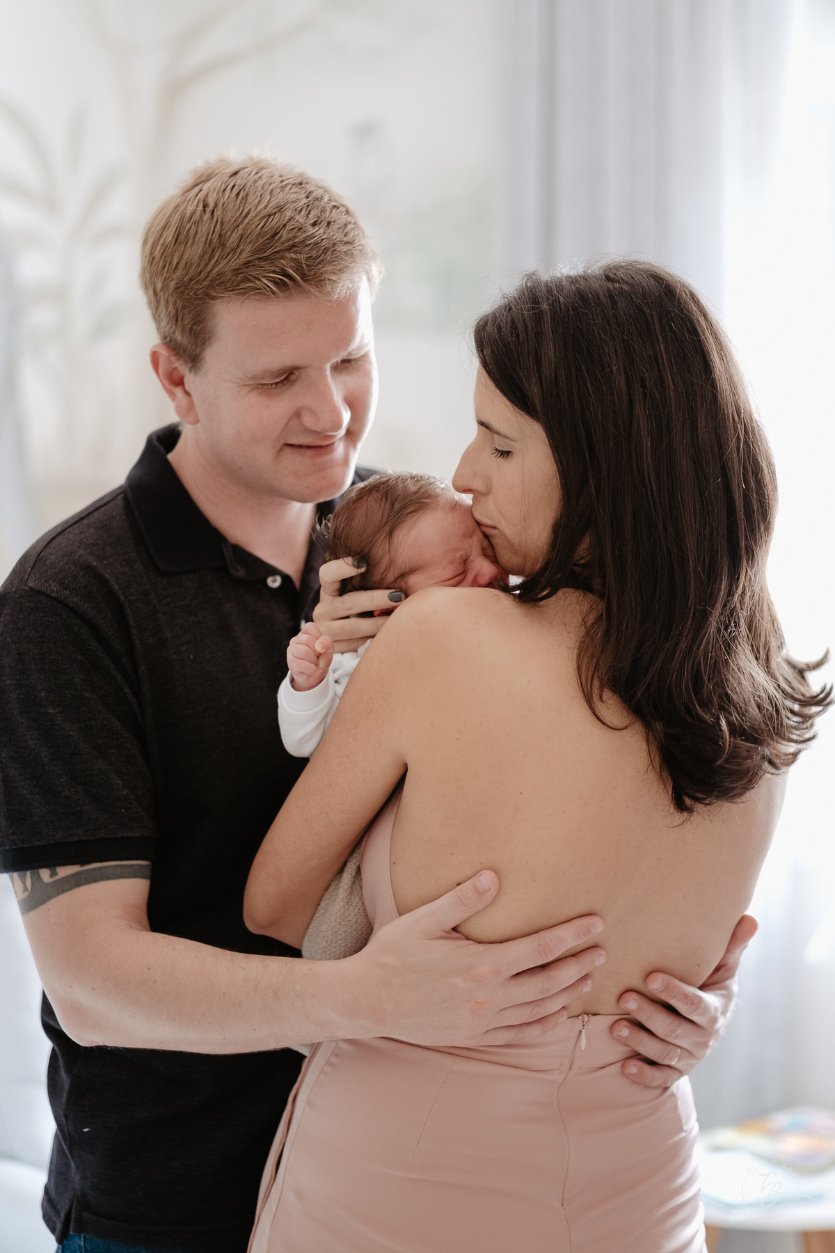 newbornlifestyle, ensaio em casa, primeiros dias do Murilo por Thiago Braga fotografia
