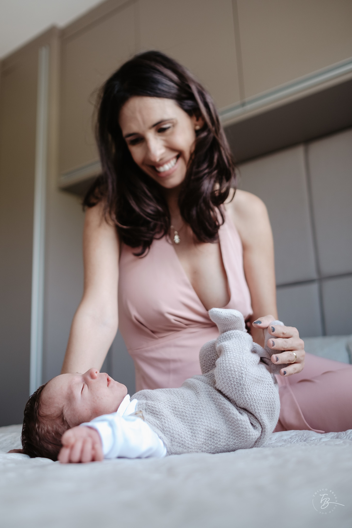 newbornlifestyle, ensaio em casa, primeiros dias do Murilo por Thiago Braga fotografia