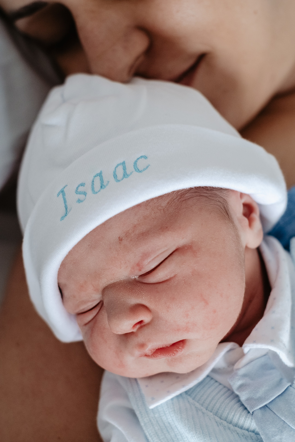 Fotos de parto e nascimento por Thiago Braga, sobre a chegada do Isaac em Florianópolis.