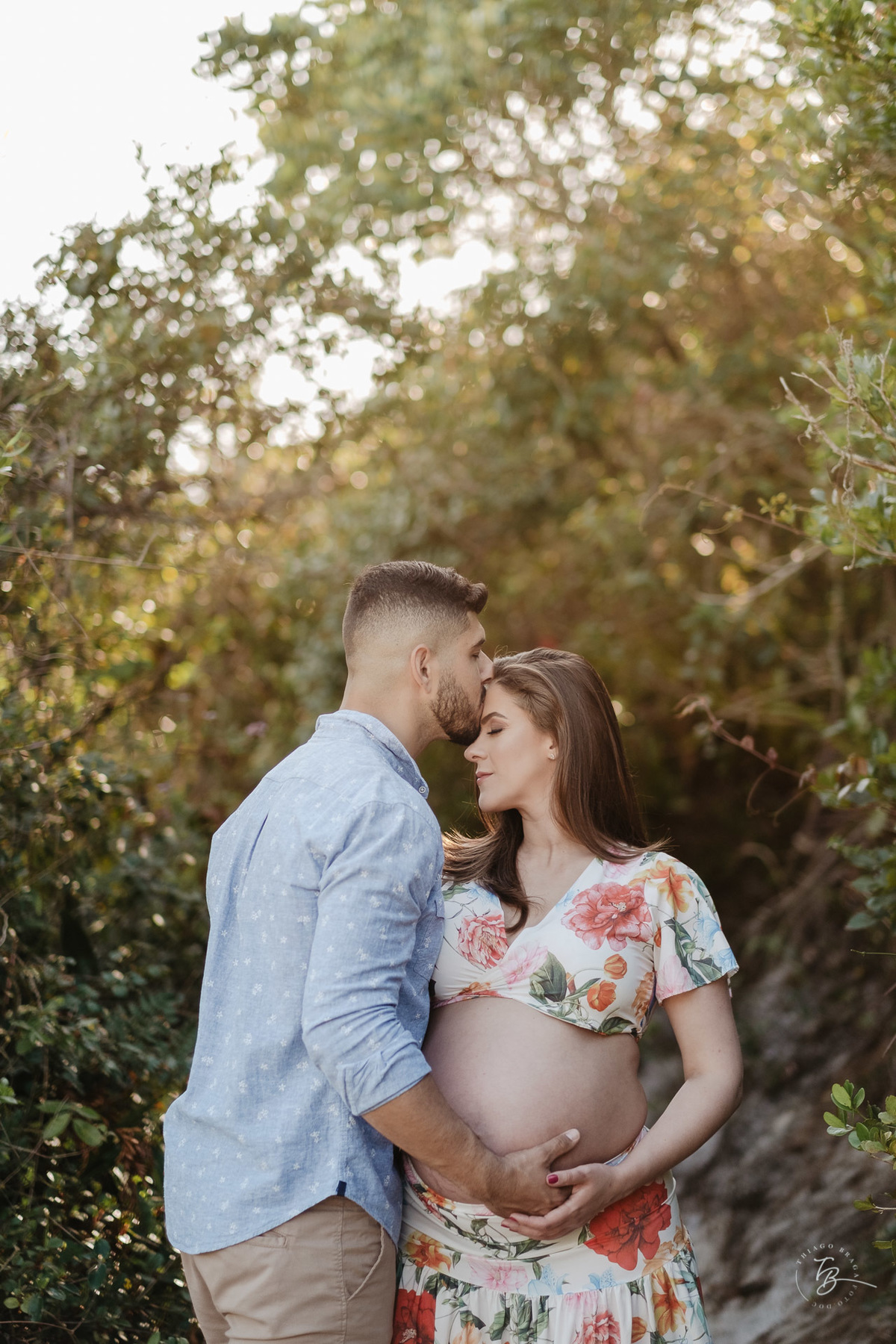 nascer do sol na praia do campeche em Florianópolis, fotos de gestante por Thiago Braga 