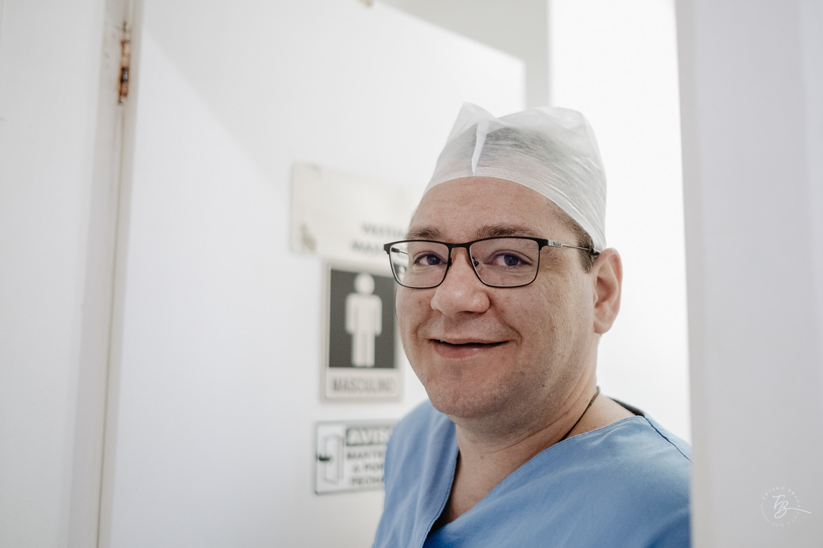 cesárea humanizada na maternidade ilha em Florianópolis por Thiago Braga