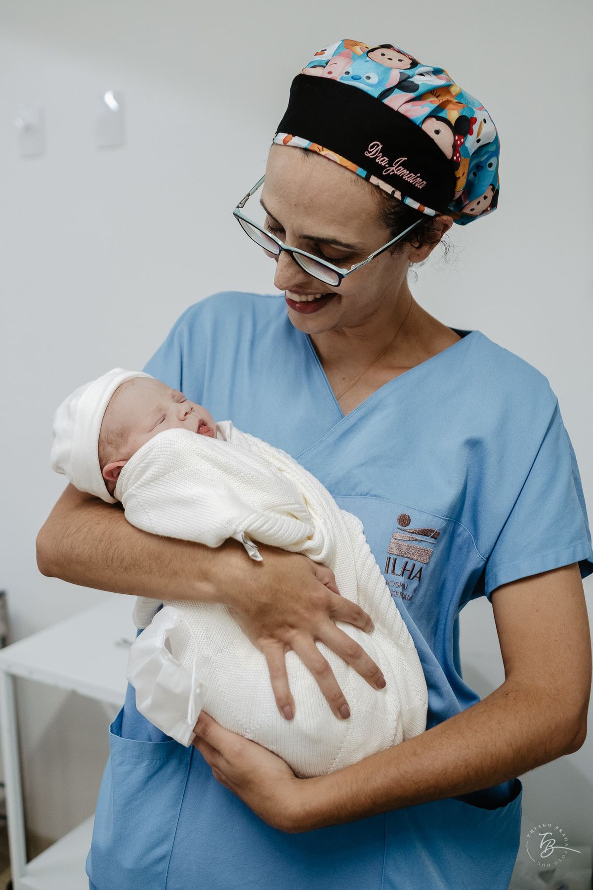 cesárea humanizada na maternidade ilha em Florianópolis por Thiago Braga