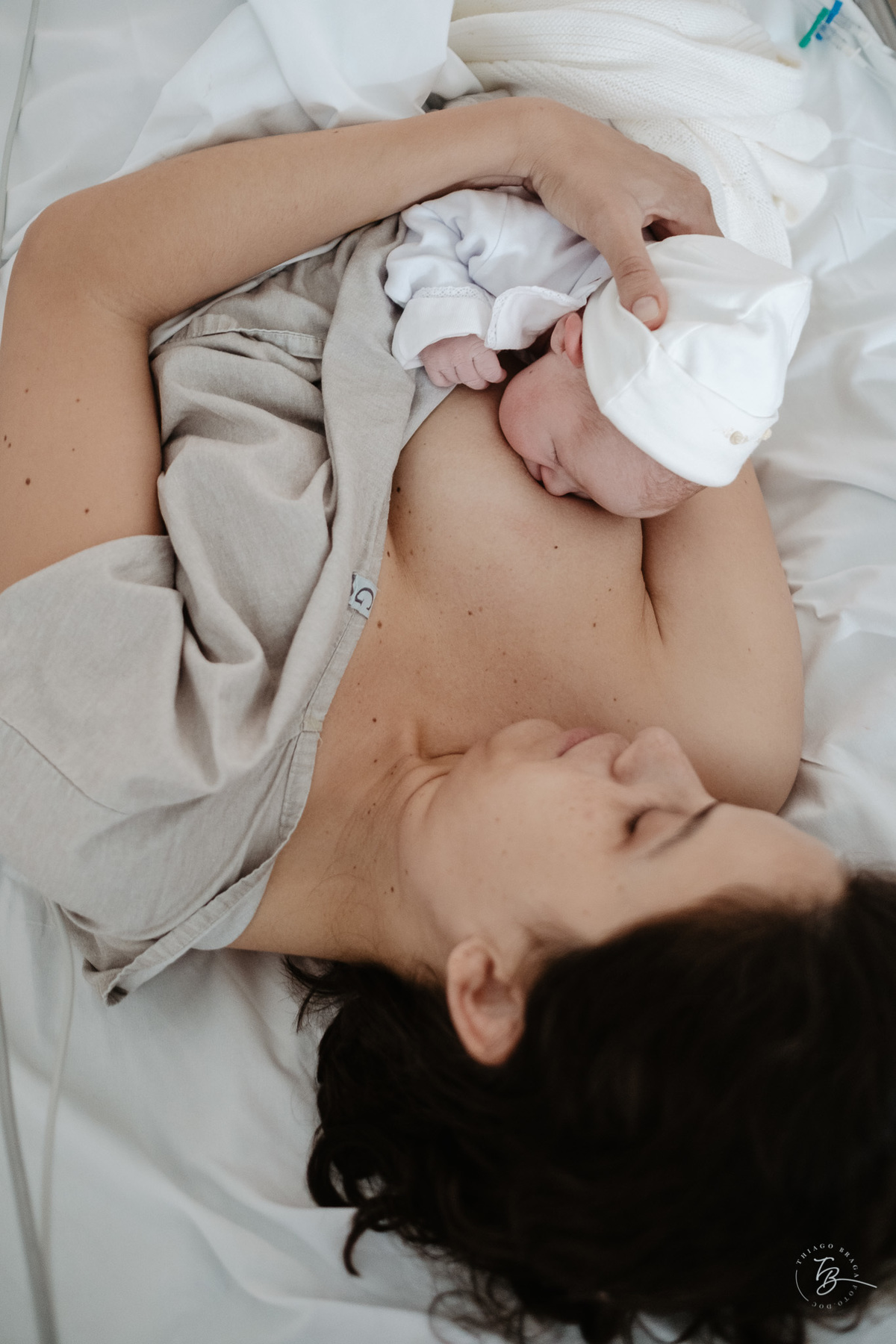 cesárea humanizada na maternidade ilha em Florianópolis por Thiago Braga