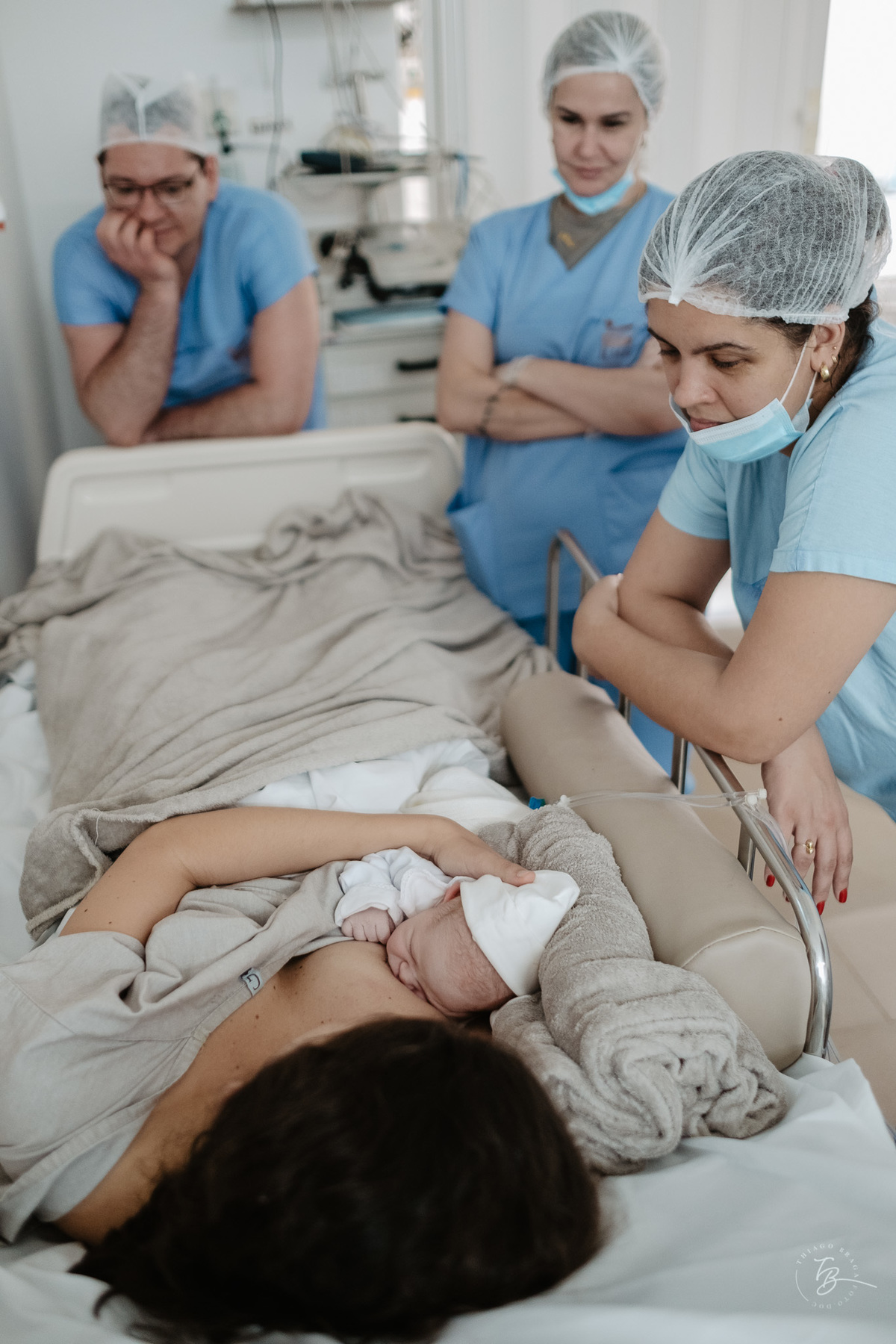 cesárea humanizada na maternidade ilha em Florianópolis por Thiago Braga
