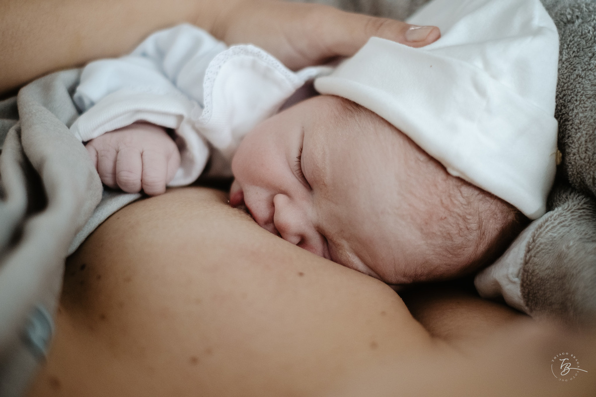 cesárea humanizada na maternidade ilha em Florianópolis por Thiago Braga