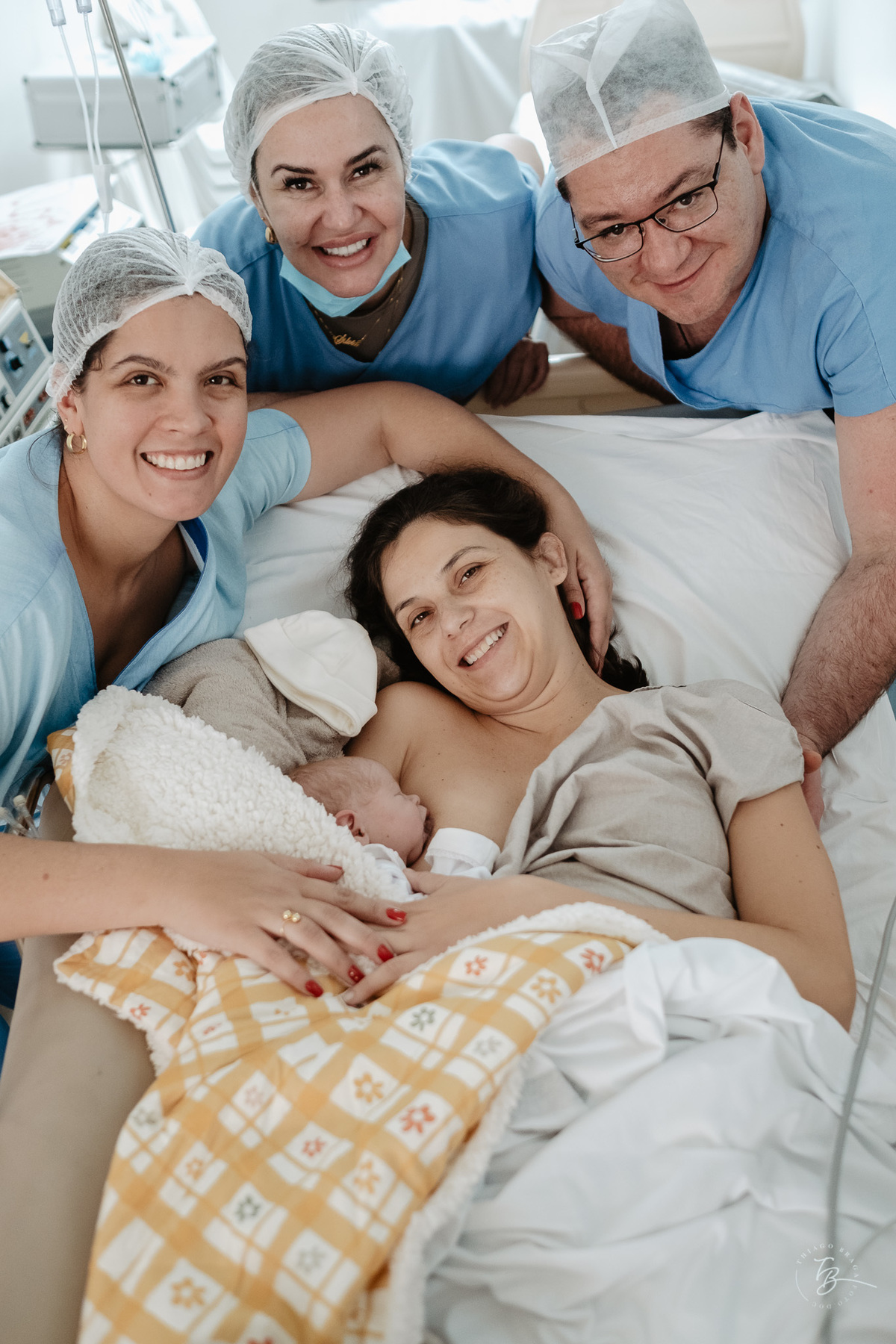 cesárea humanizada na maternidade ilha em Florianópolis por Thiago Braga