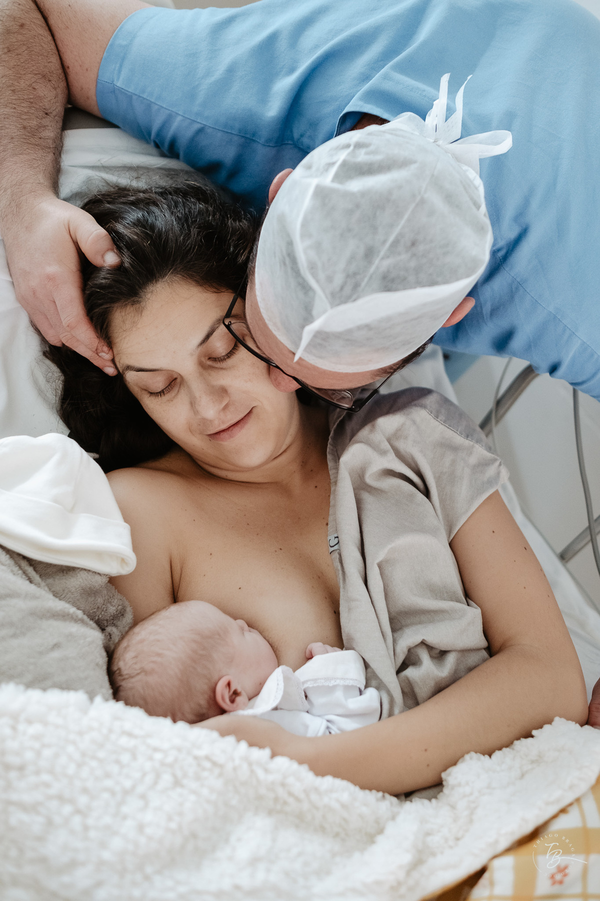 cesárea humanizada na maternidade ilha em Florianópolis por Thiago Braga