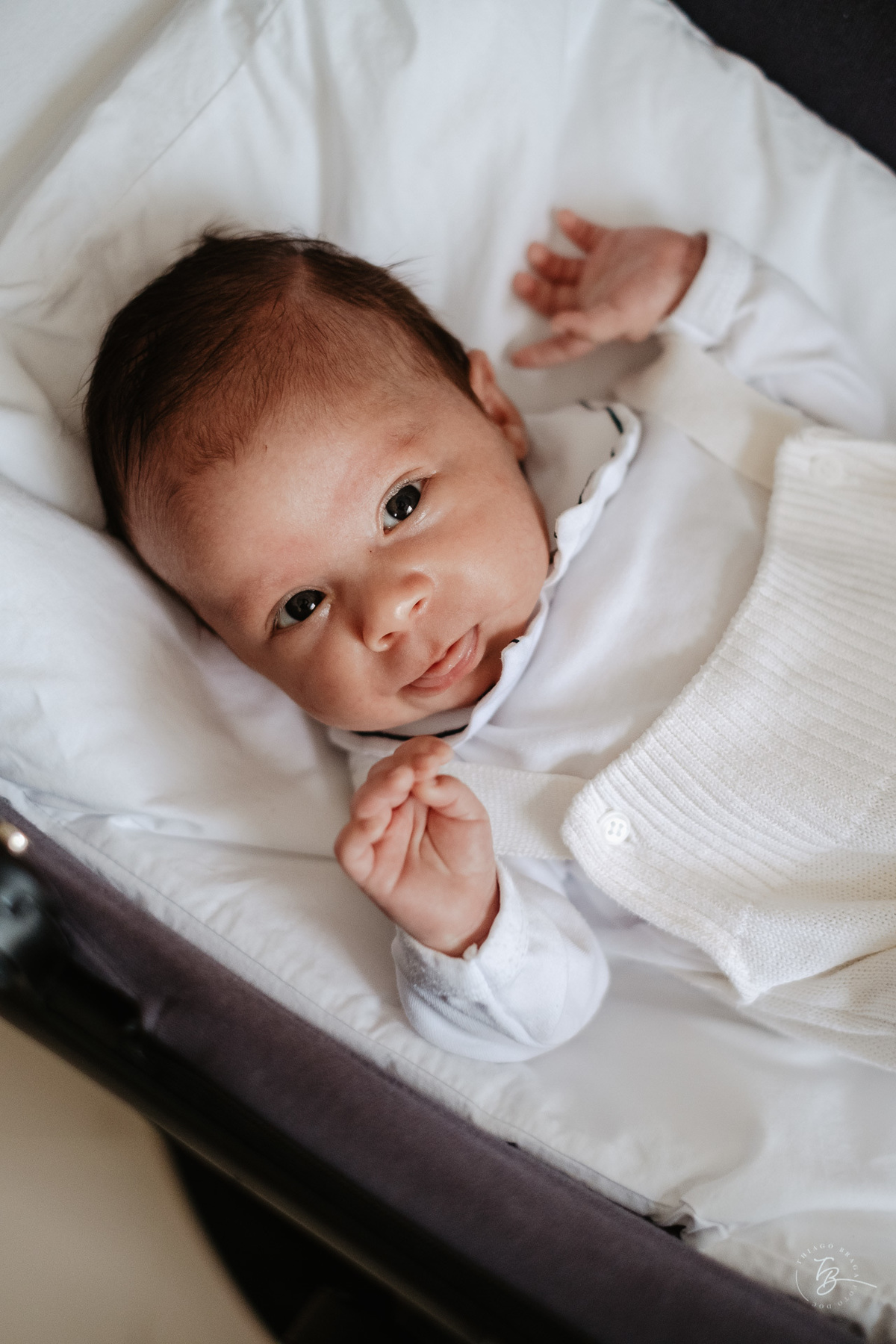 Ensaio de primeiros dias no primeiro mês do Davi, na Pedra Branca, em casa, por Thiago Braga