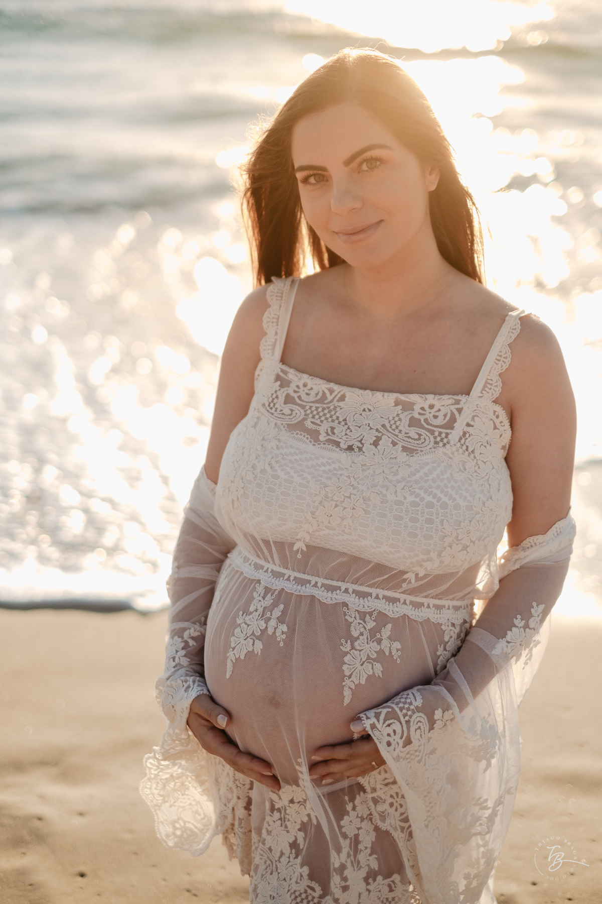 ensaio gestante no amanhecer na praia do campeche em Florianópolis, por Thiago Braga Fotografia
