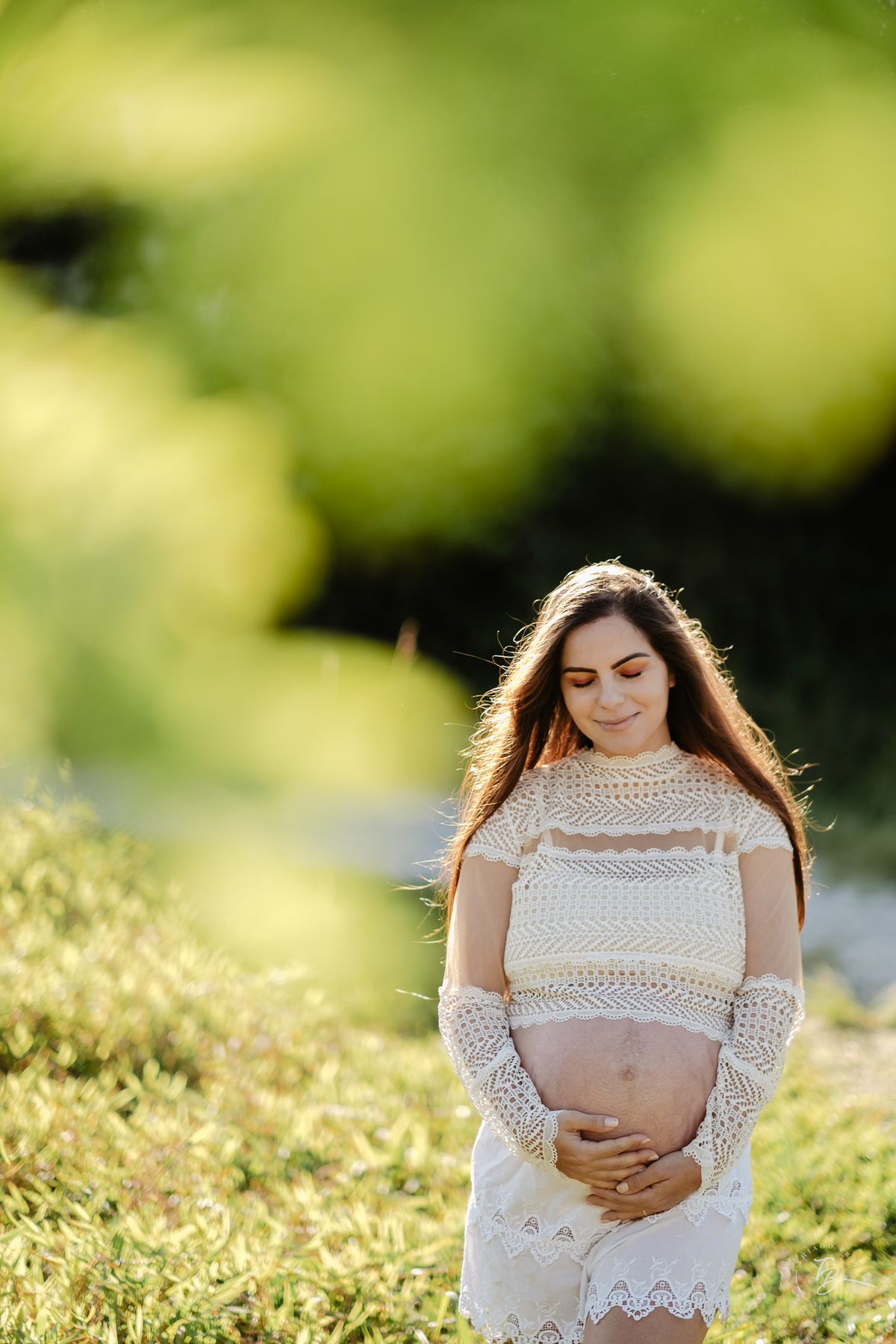 ensaio gestante no amanhecer na praia do campeche em Florianópolis, por Thiago Braga Fotografia