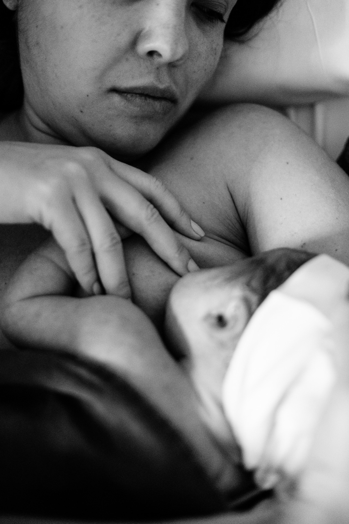 Cesárea humanizada. A chegada do Davi, nascimento em Florianópolis na Clínica Santa Helena. Por Thiago Braga Fotografia. 