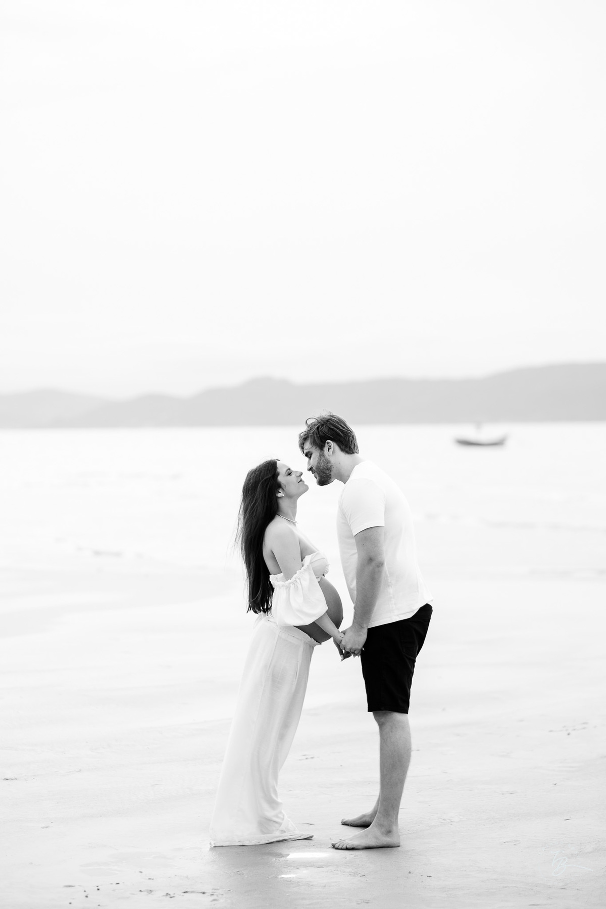 ensaio gestante no hotel ill campanário em jurerê internacional em Florianópolis/SC por Thiago Braga