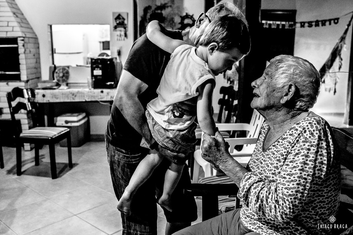 UmDia.doc - O dia de hoje, documentado para sempre. Fotografia Documental de Família em Barra Velha/S - Thiago Braga 