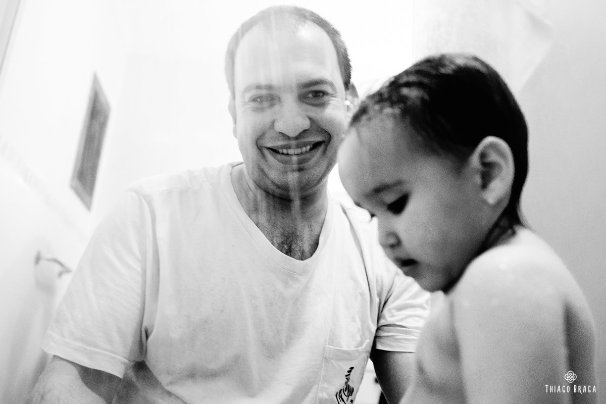 Fotografia documental de familia em Florianopolis. Thiago Braga. Familia Henrique Sabino.