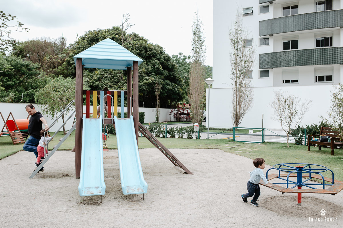 Fotografia documental de familia em Florianopolis. Thiago Braga. Familia Henrique Sabino.