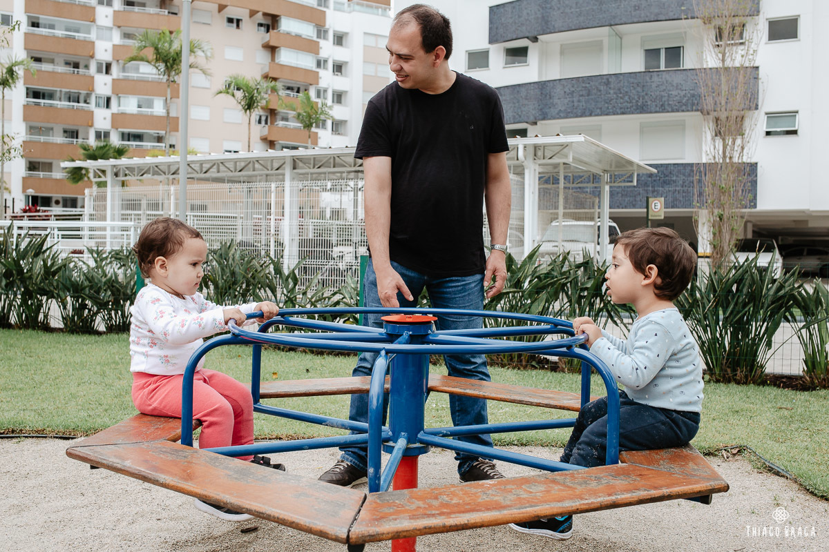 Fotografia documental de familia em Florianopolis. Thiago Braga. Familia Henrique Sabino.