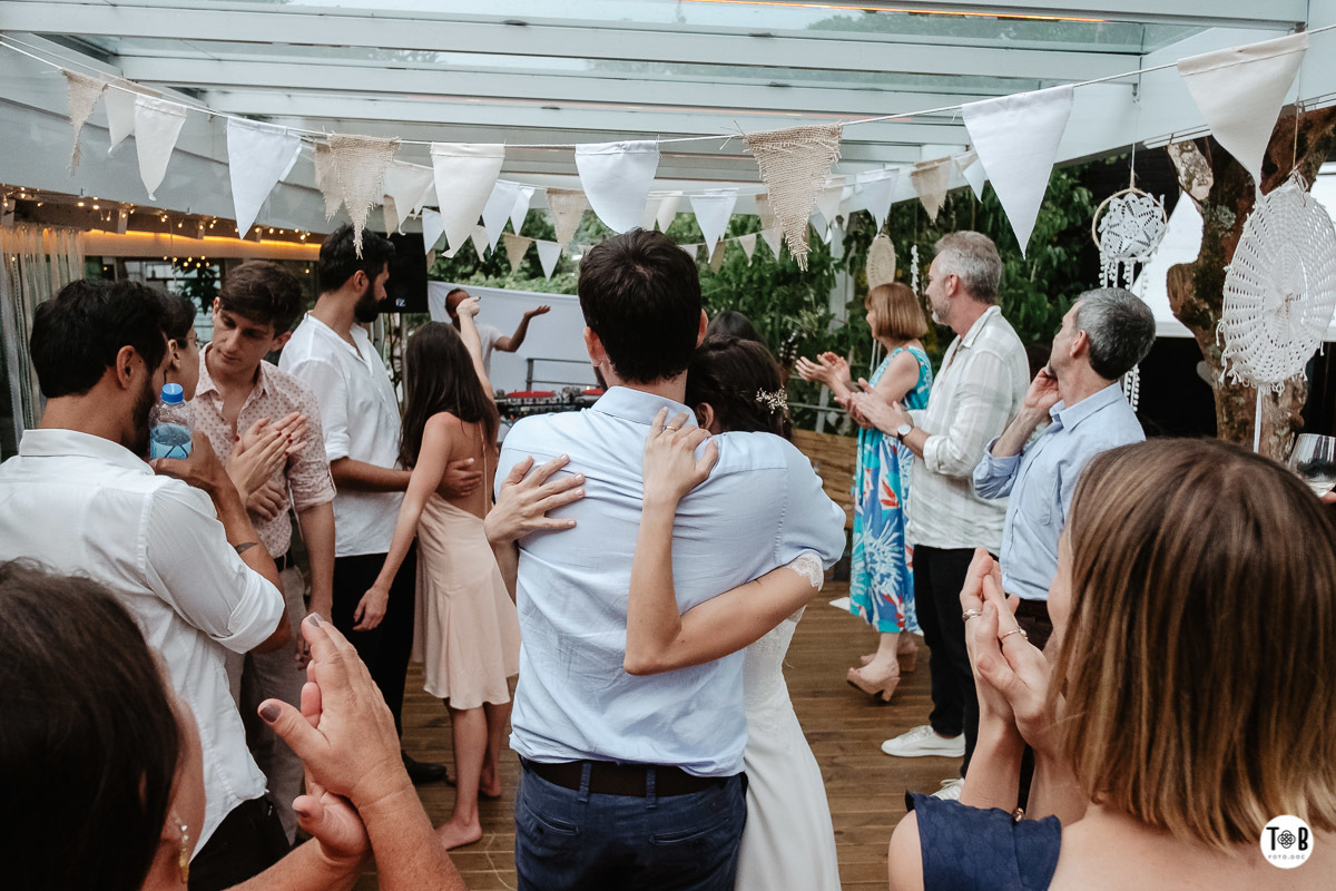 Casamento documental ao ar livre em Florianópolis