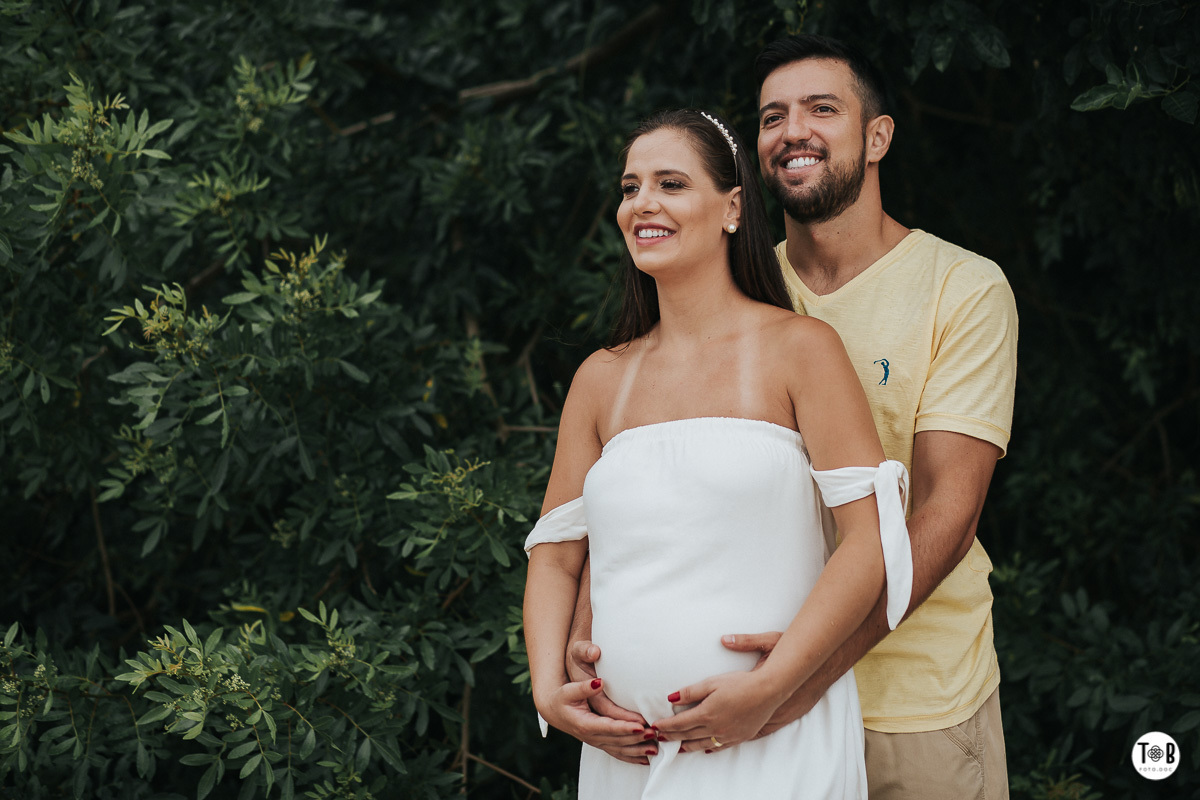 Ensaio gestante em sambaqui Florianópolis-SC. Bruna, Rafa e  e Enzo.