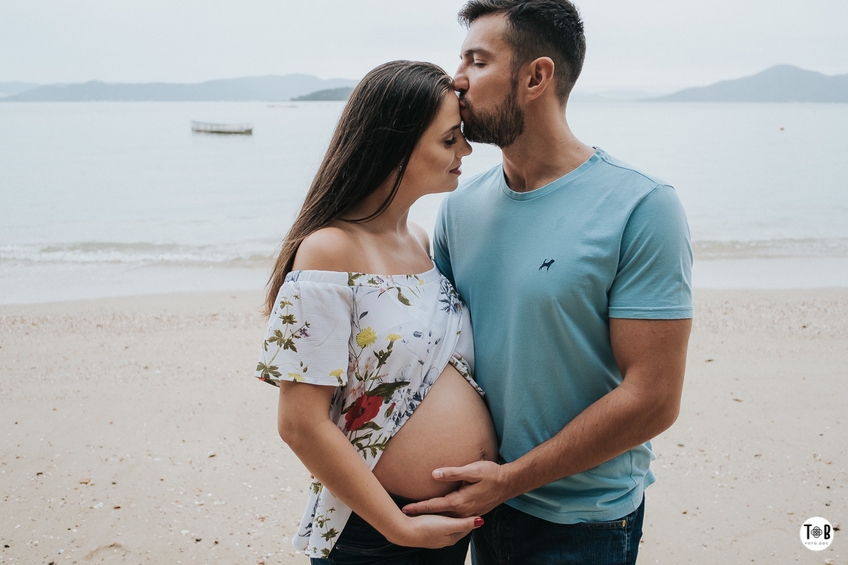 Ensaio gestante em sambaqui Florianópolis-SC. Bruna, Rafa e  e Enzo.