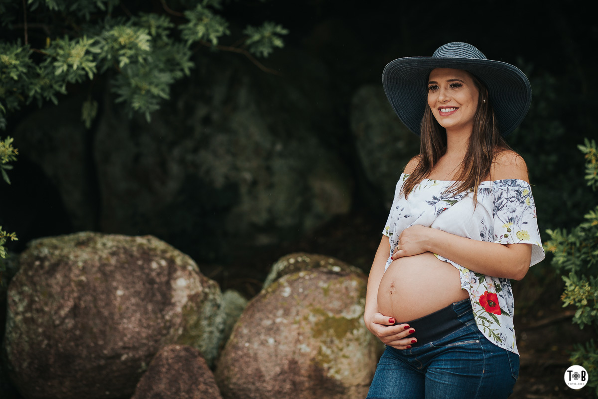 Ensaio gestante em sambaqui Florianópolis-SC. Bruna, Rafa e  e Enzo.