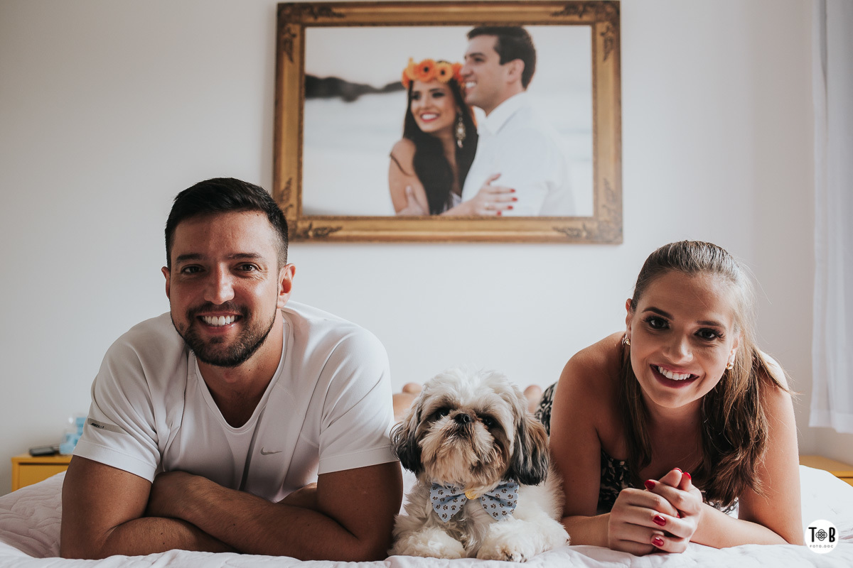 Ensaio gestante em casa Florianópolis-SC. Bruna, Rafa e  e Enzo.