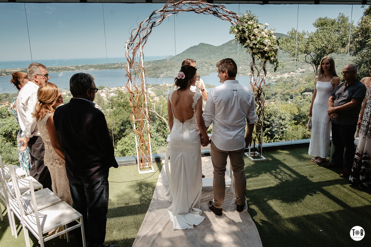 casamento ao ar livre em Florianopolis. Indaiá - Lagoa da Conceição.
