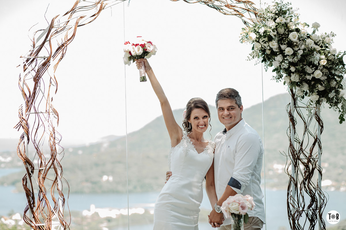 casamento ao ar livre em Florianopolis. Indaiá - Lagoa da Conceição.