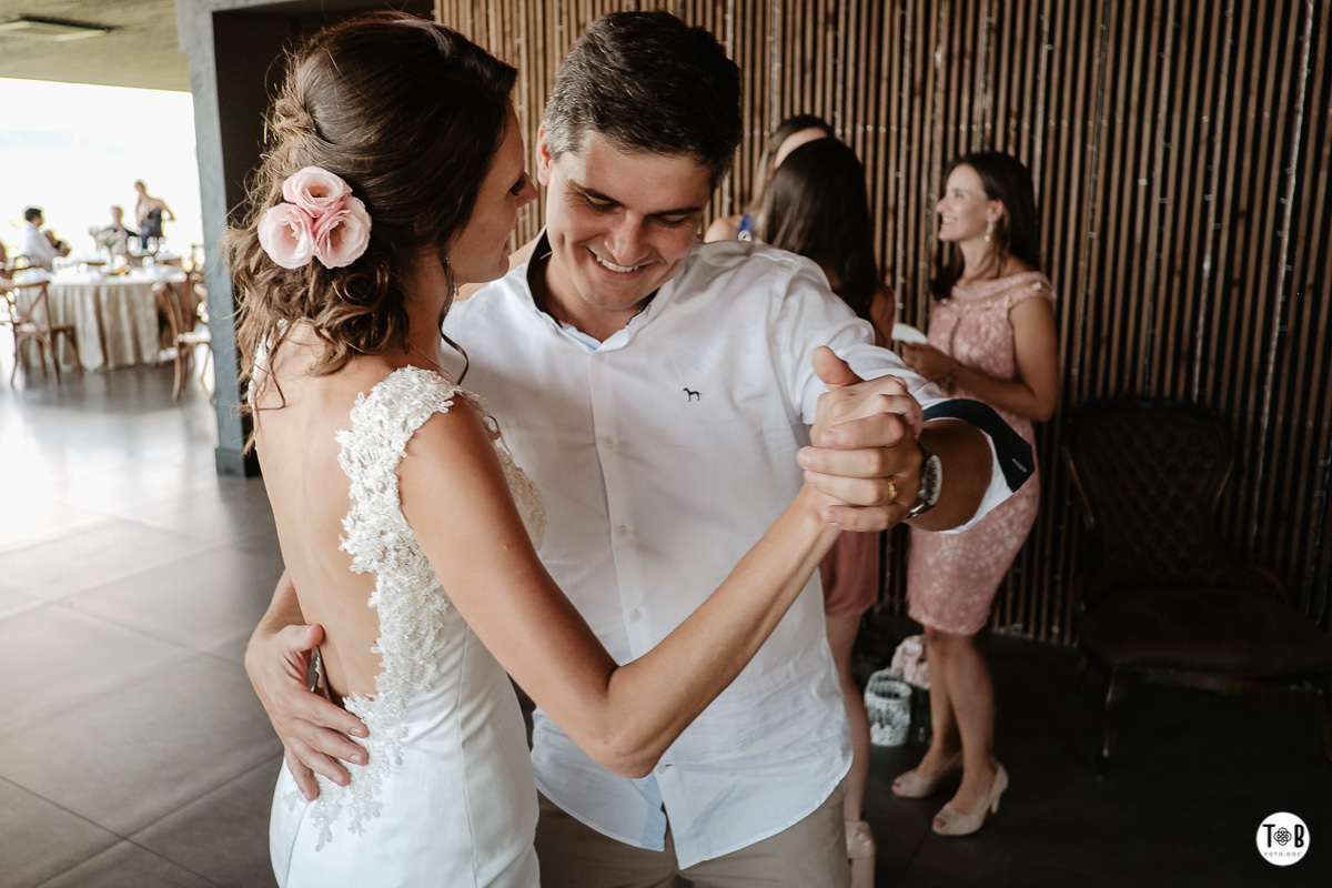 casamento ao ar livre em Florianopolis. Indaiá - Lagoa da Conceição.