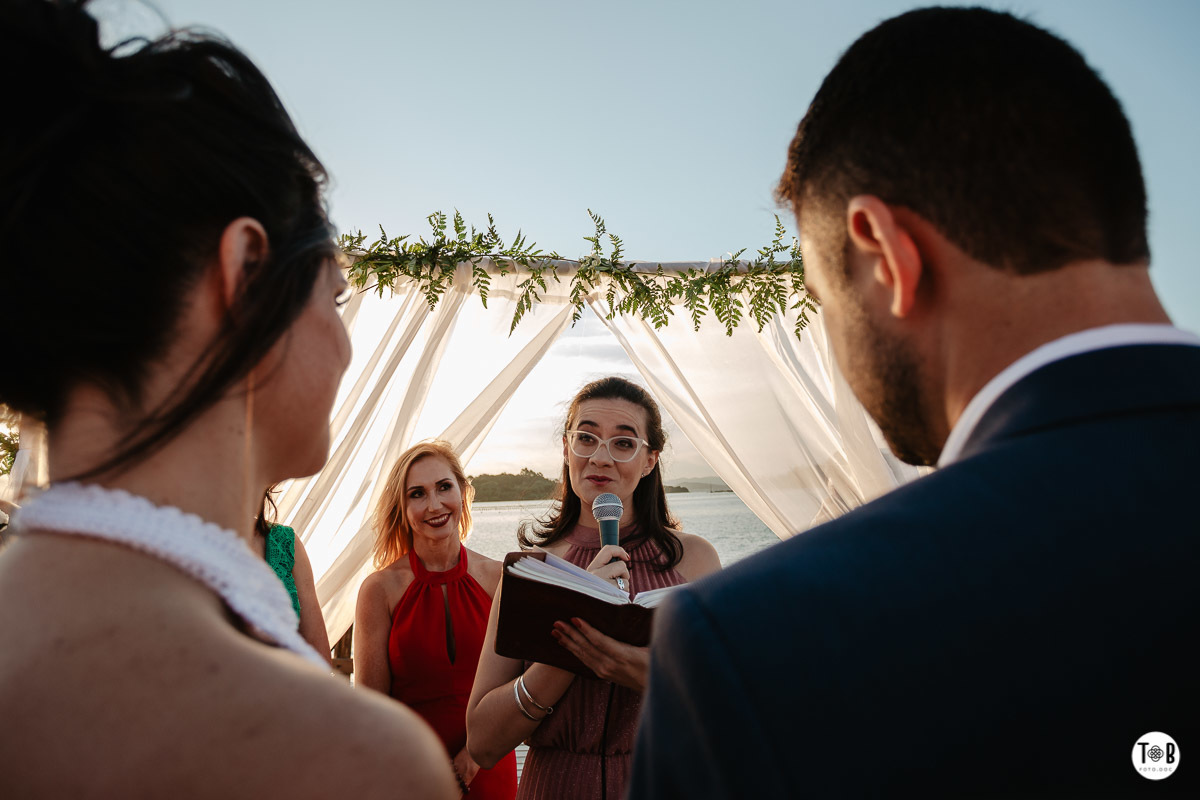 Casamento ao ar livre, Porto do Contrato, Sul da Ilha, Ribeirão da ilha. Florianópolis-SC. Geane e Alan.