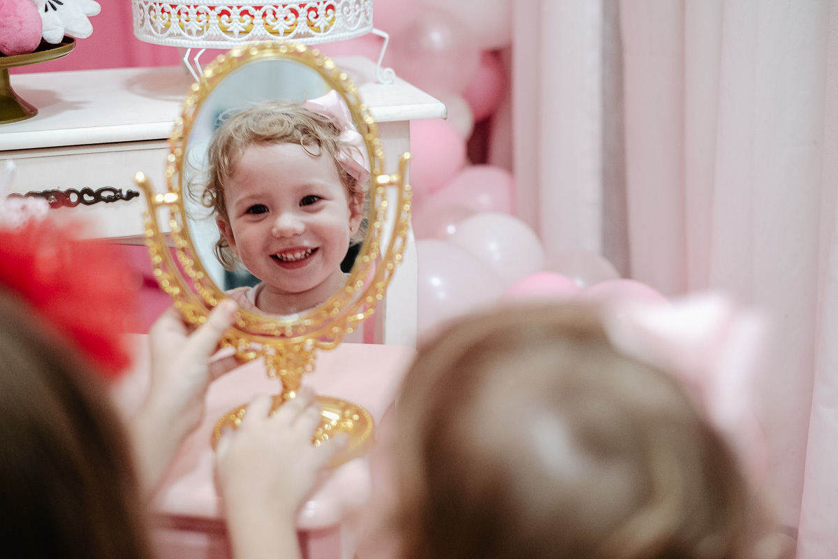 Fotografia de Aniversario Infantil em São José - SC. 02 anos da Lívia. 