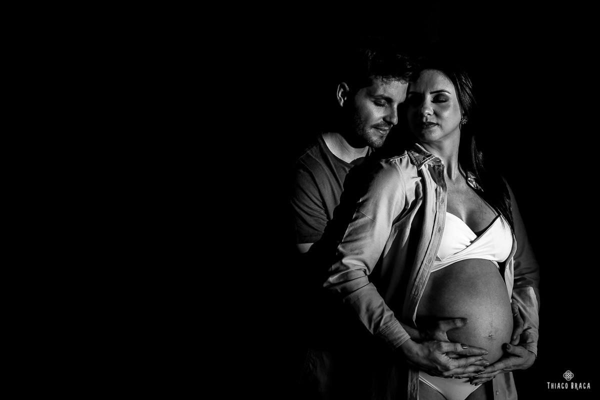 ensaio gestante em casa Florianópolis - SC. Giovana + Celso + Bia. 