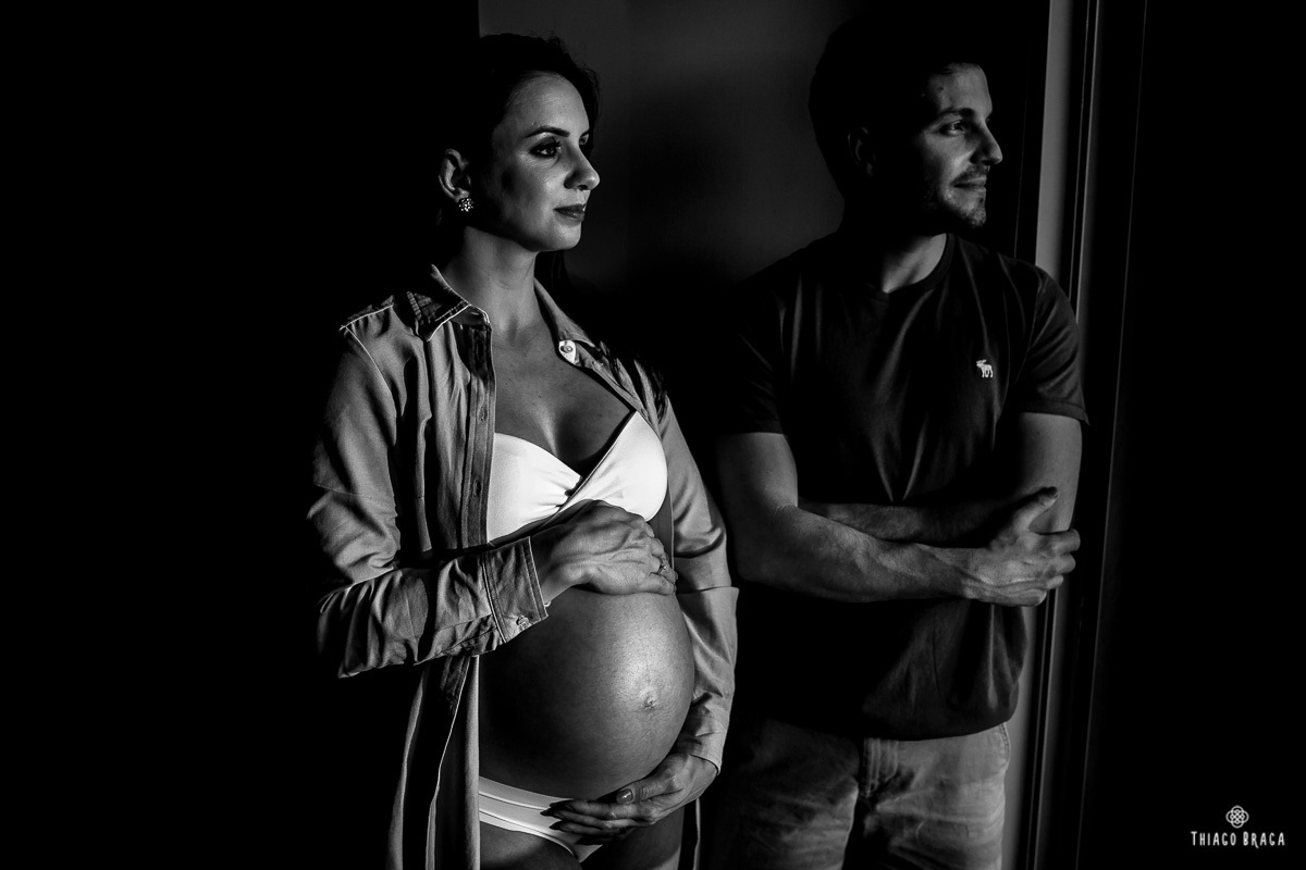 ensaio gestante em casa Florianópolis - SC. Giovana + Celso + Bia. 