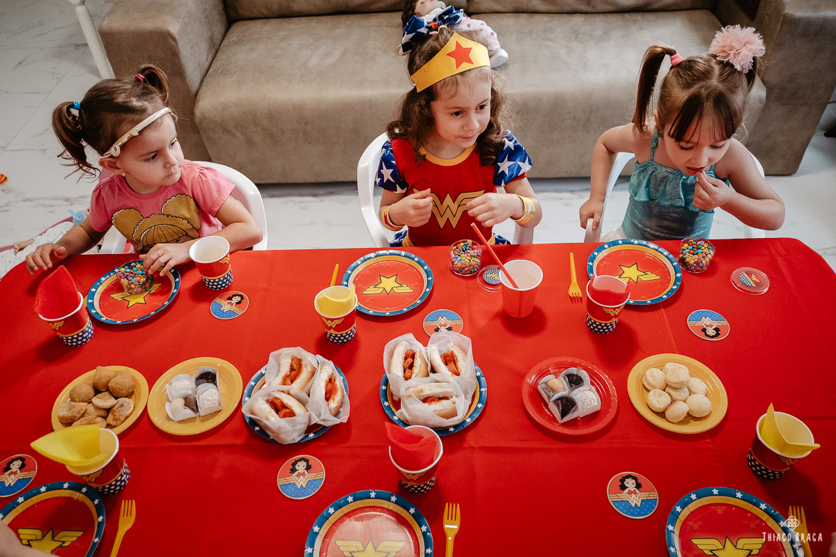 fotografia documental de familia. Aniversário em casa. Florianópolis/SC