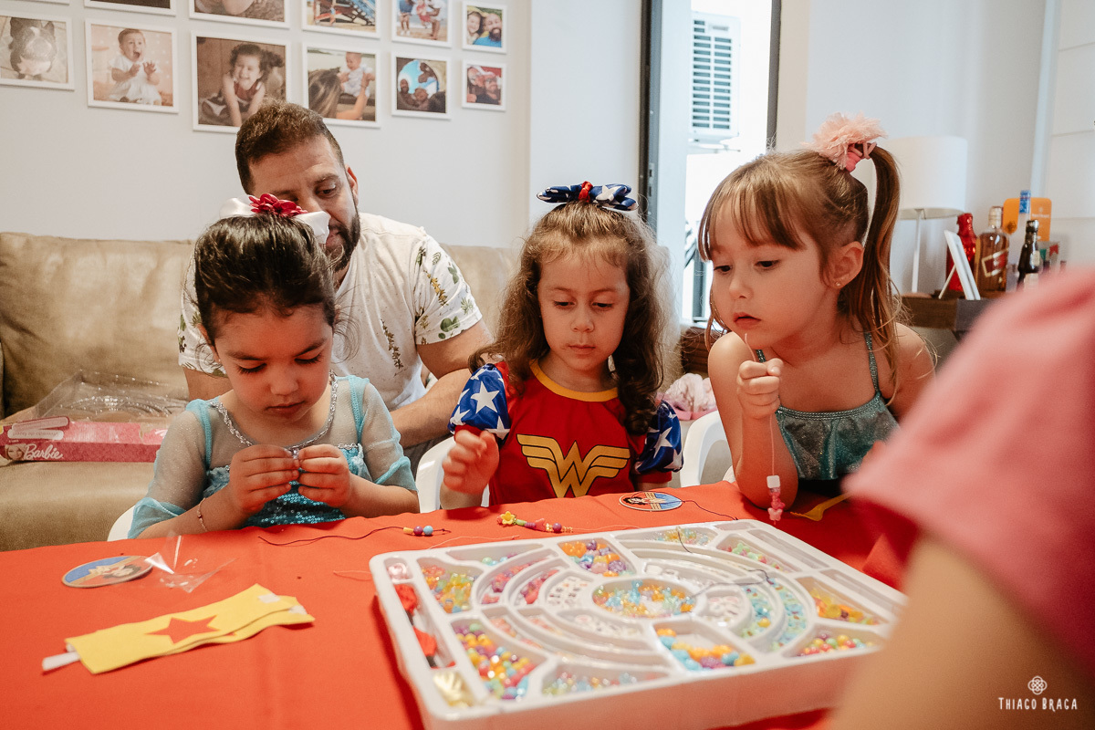 fotografia documental de familia. Aniversário em casa. Florianópolis/SC