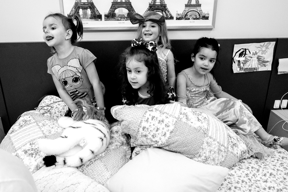 fotografia documental de familia. Aniversário em casa. Florianópolis/SC