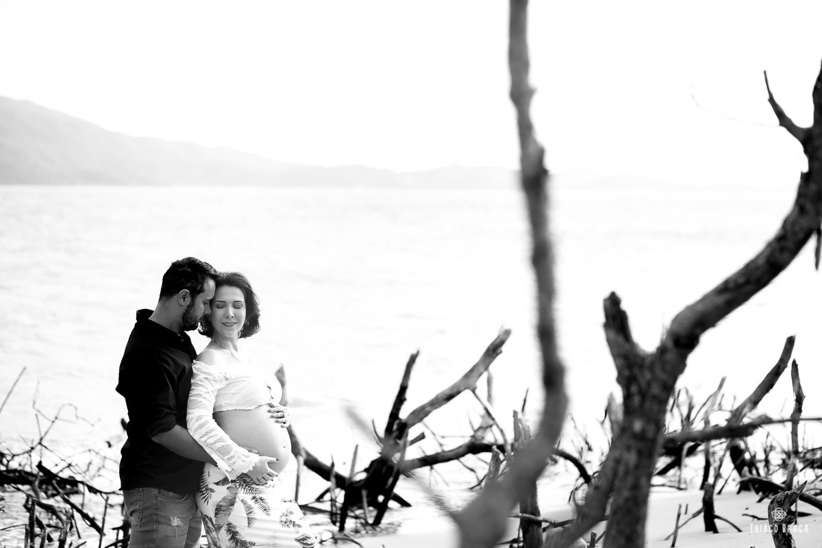 ensaio-de-gestante-praia-da-daniela-florianopolis-sc-henrique-gisele-sofia