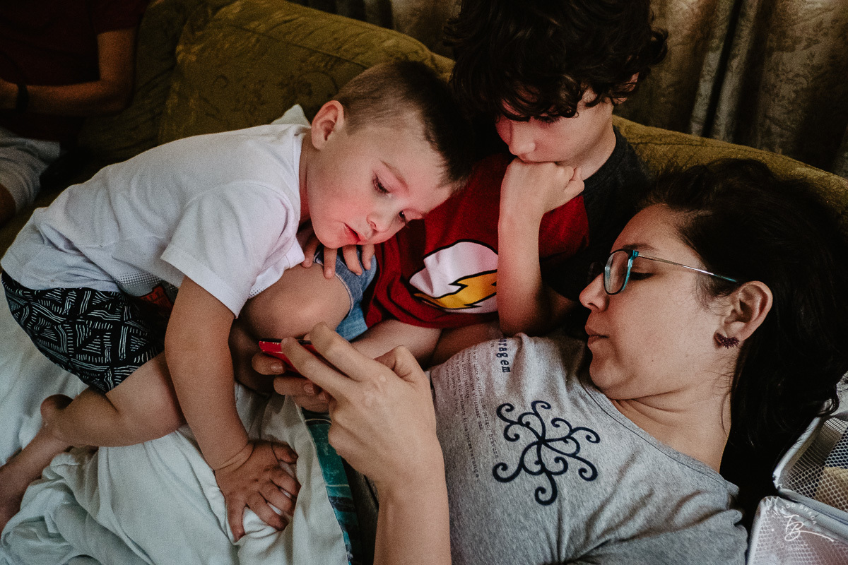 Fotografia documental de família em Barra Velha, SC.