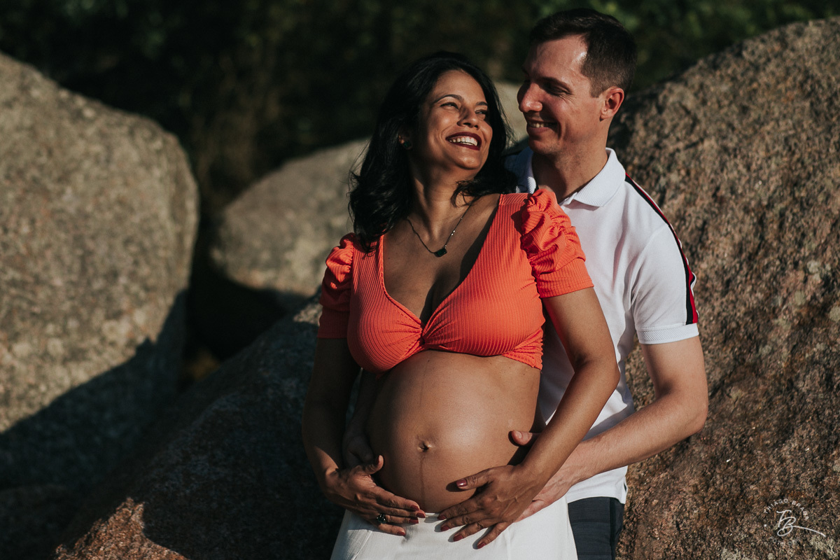 Santo Antonio de Lisboa e Sambaqui. KThais, Kirliam a espera da Khloe.