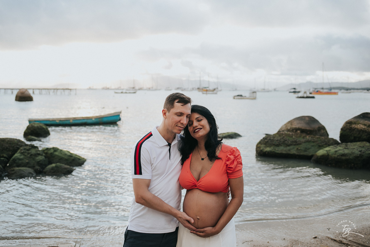 Santo Antonio de Lisboa e Sambaqui. KThais, Kirliam a espera da Khloe.