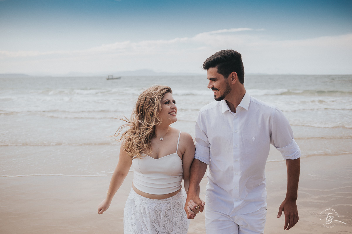 Ensaio pre-casamento Ariza e Gu, em casa, Lagoinha do norte e Santo Antonio de Lisboa, Florianopolis/SC