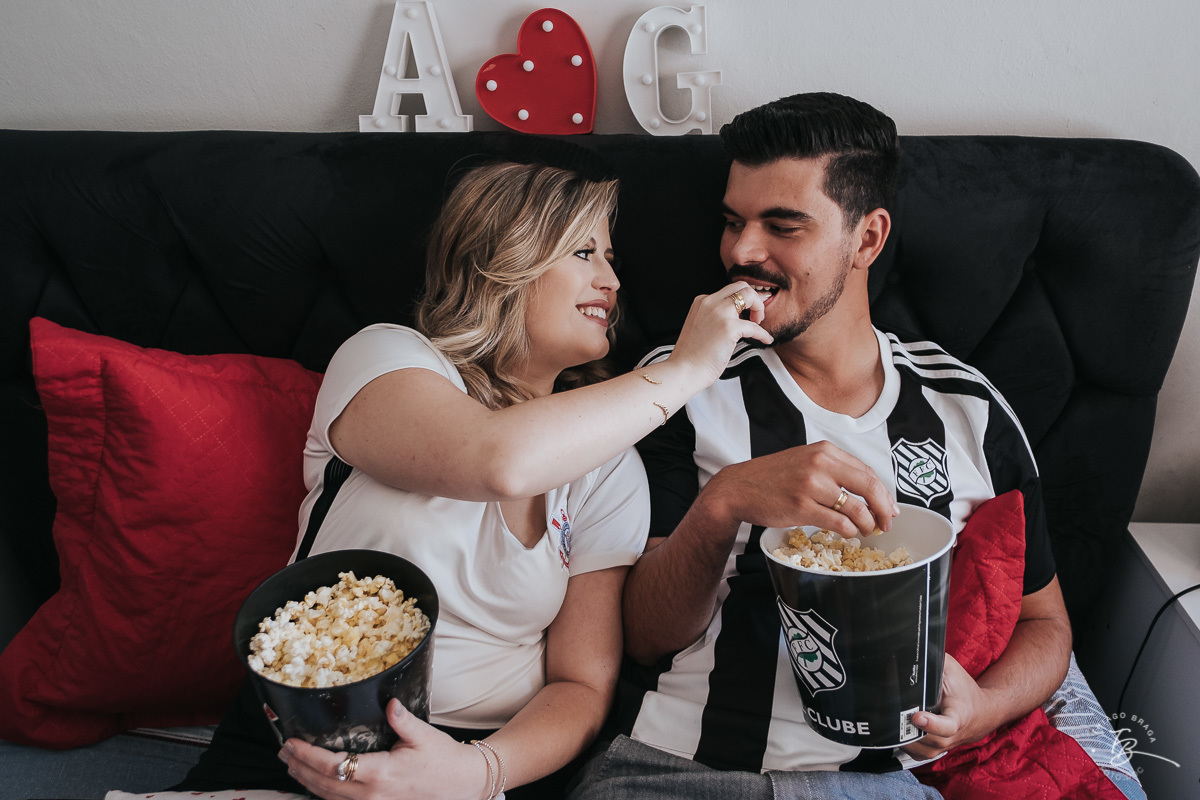 Ensaio pre-casamento Ariza e Gu, em casa, Lagoinha do norte e Santo Antonio de Lisboa, Florianopolis/SC