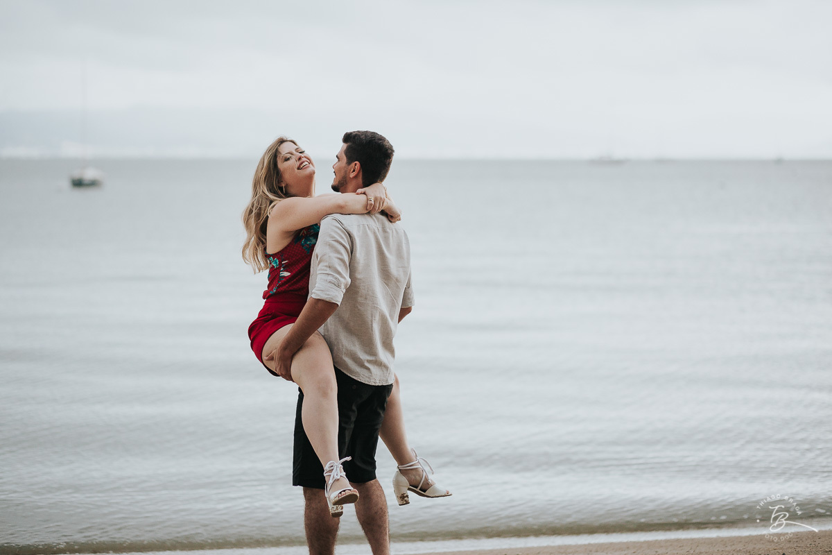 Ensaio pre-casamento Ariza e Gu, em casa, Lagoinha do norte e Santo Antonio de Lisboa, Florianopolis/SC