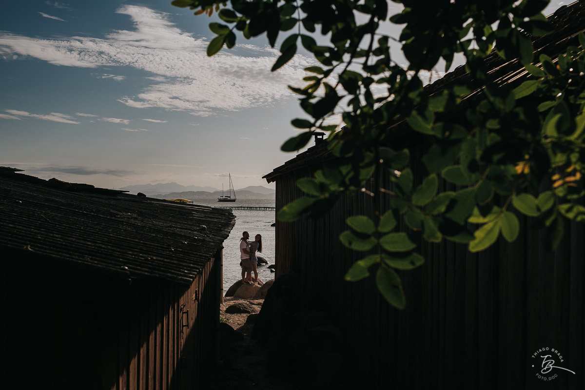 Sessão pré-casamento Lais e Dani em Santo antonio de Lisboa e Sambaqui, fim de tarde em Florianópolis