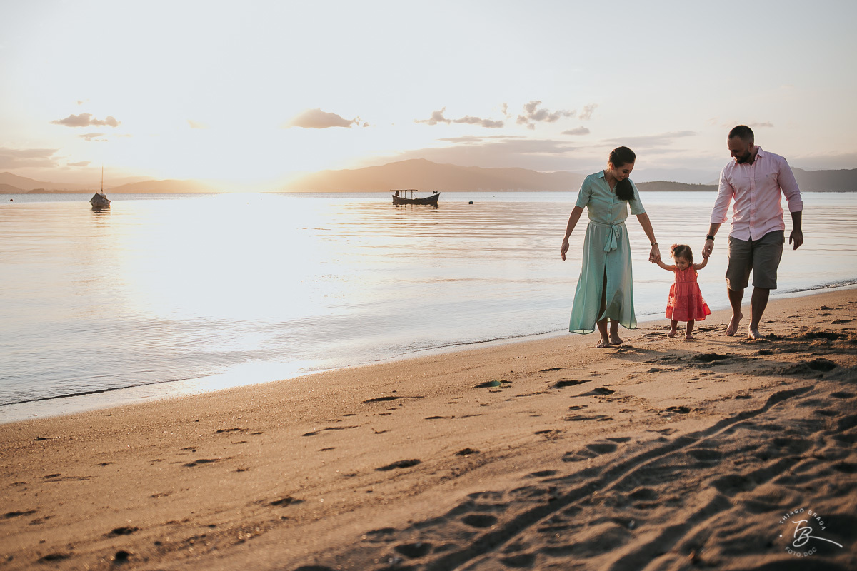 Sessão pré-casamento Lais e Dani em Santo antonio de Lisboa e Sambaqui, fim de tarde em Florianópolis