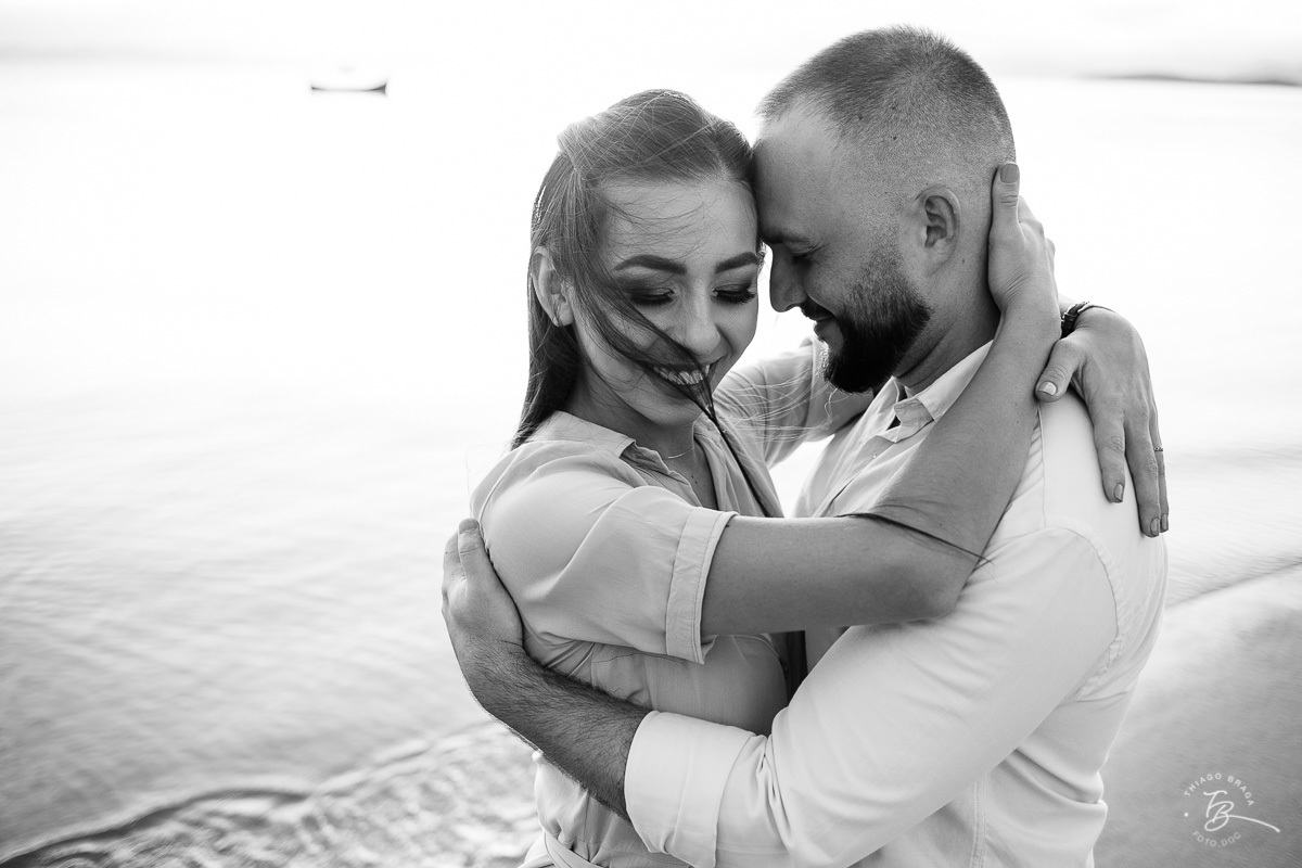 Sessão pré-casamento Lais e Dani em Santo antonio de Lisboa e Sambaqui, fim de tarde em Florianópolis