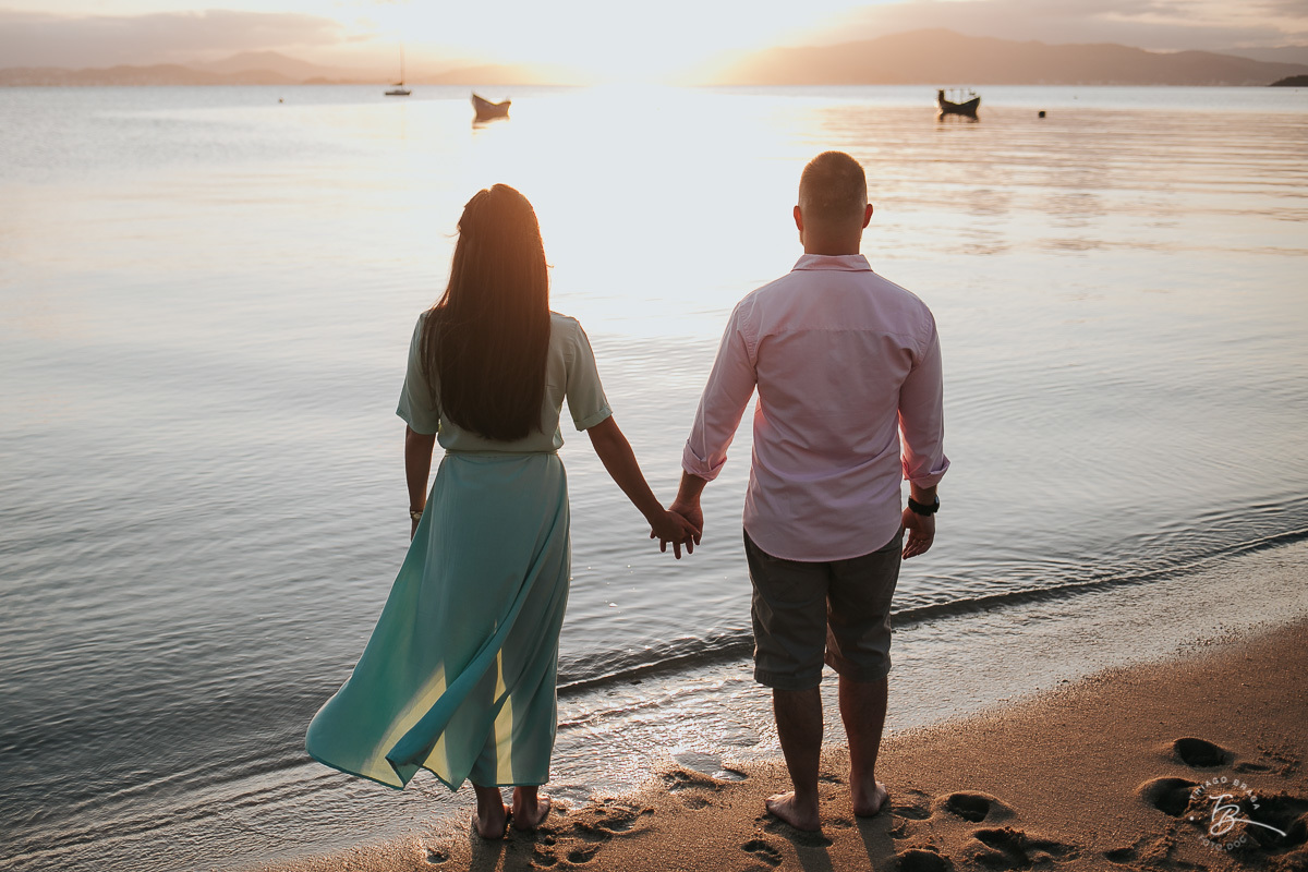 Sessão pré-casamento Lais e Dani em Santo antonio de Lisboa e Sambaqui, fim de tarde em Florianópolis