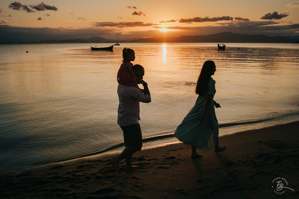 Sessão pré-casamento Lais e Dani em Santo antonio de Lisboa e Sambaqui, fim de tarde em Florianópolis