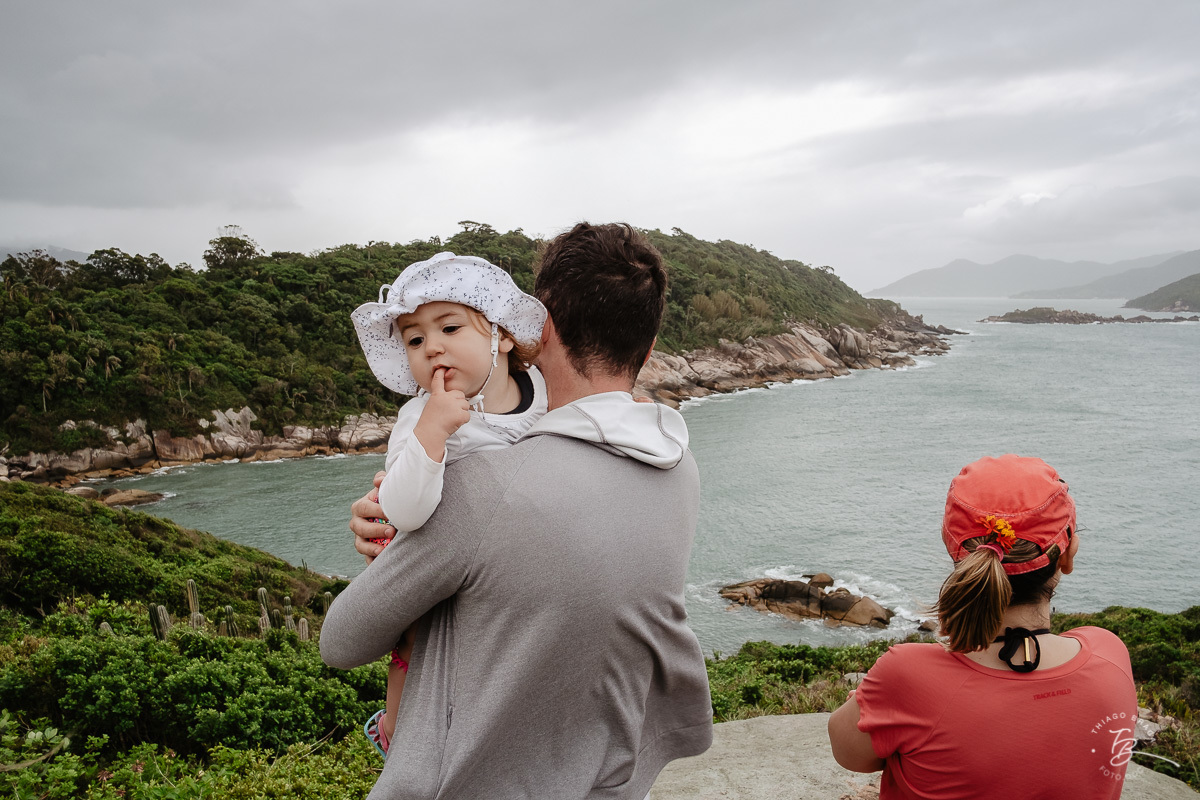 um sábado na ilha do papagaio. Fotografia de família. Thiago Braga Fotografia