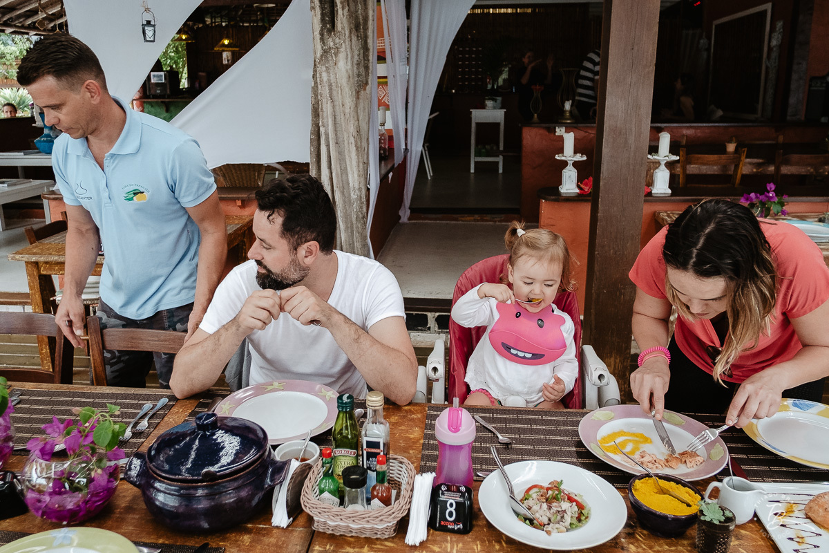 um sábado na ilha do papagaio. Fotografia de família. Thiago Braga Fotografia