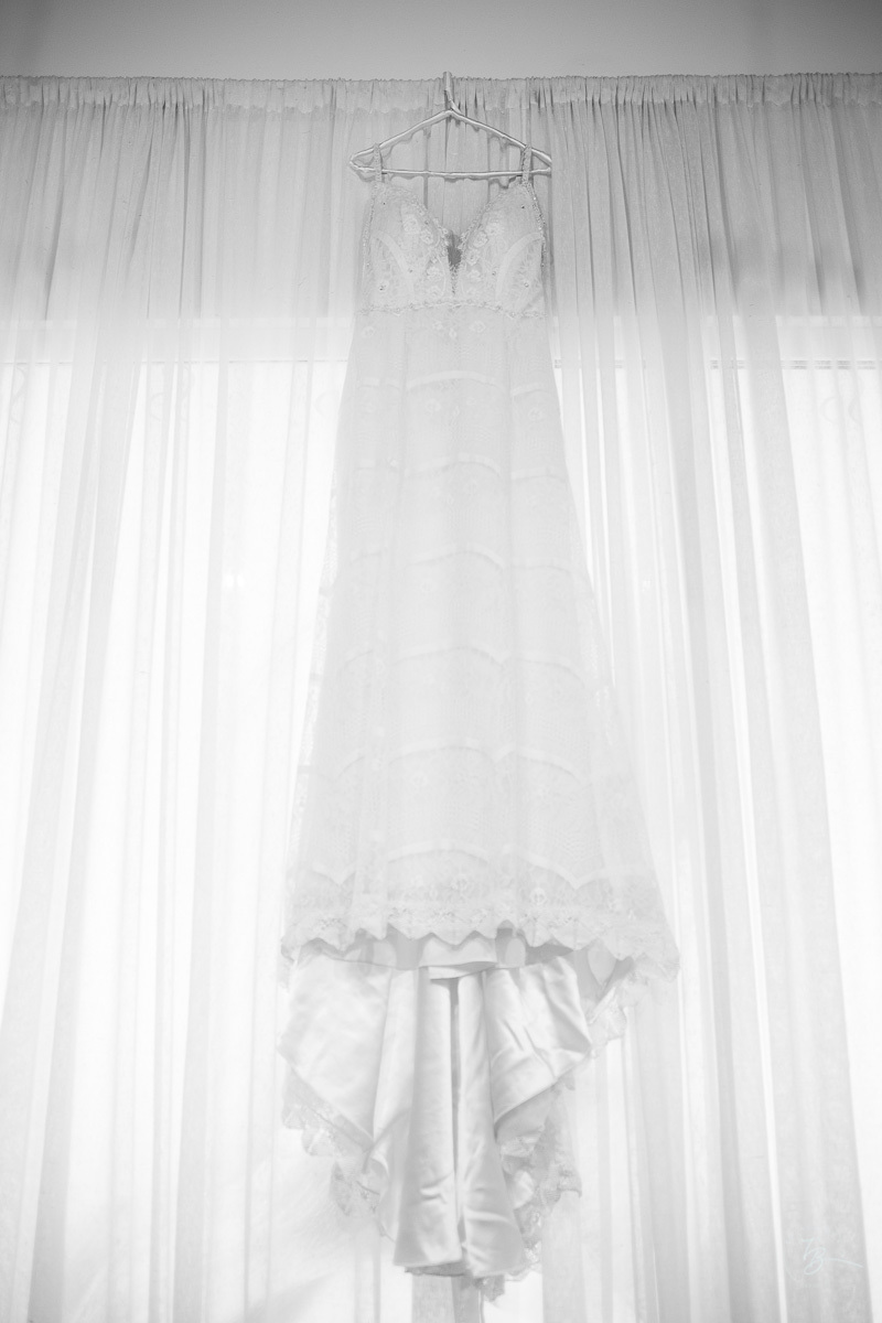 Fotografia de casamento. Making Of da noiva no salão da praia no Santinho. Florianópolis/SC. Thiago Braga Fotografia